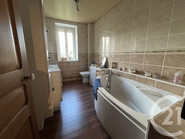 Maison &agrave; vendre - 7 pi&egrave;ces - 130 m2 - La Chatre - 36 - CENTRE