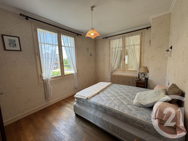 Maison &agrave; vendre - 4 pi&egrave;ces - 80 m2 - La Chatre - 36 - CENTRE