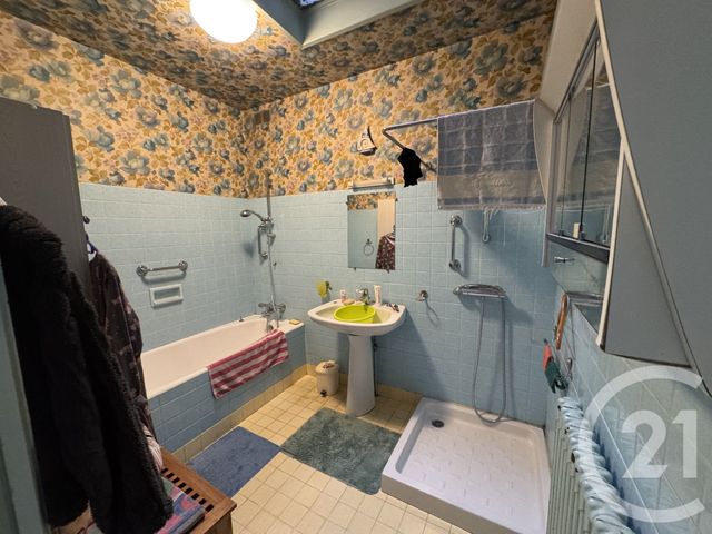 Maison &agrave; vendre - 4 pi&egrave;ces - 80 m2 - La Chatre - 36 - CENTRE