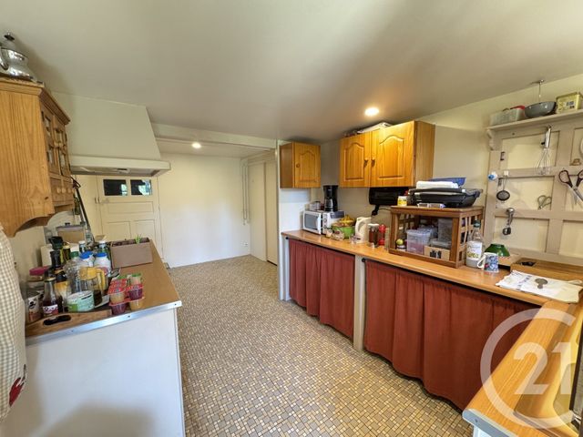 Maison &agrave; vendre - 5 pi&egrave;ces - 120 m2 - St Priest La Marche - 18 - CENTRE