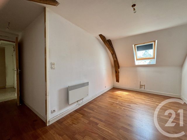 Maison &agrave; vendre - 3 pi&egrave;ces - 72,36 m2 - La Chatre - 36 - CENTRE