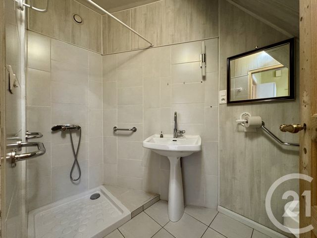 Maison &agrave; vendre - 3 pi&egrave;ces - 72,36 m2 - La Chatre - 36 - CENTRE