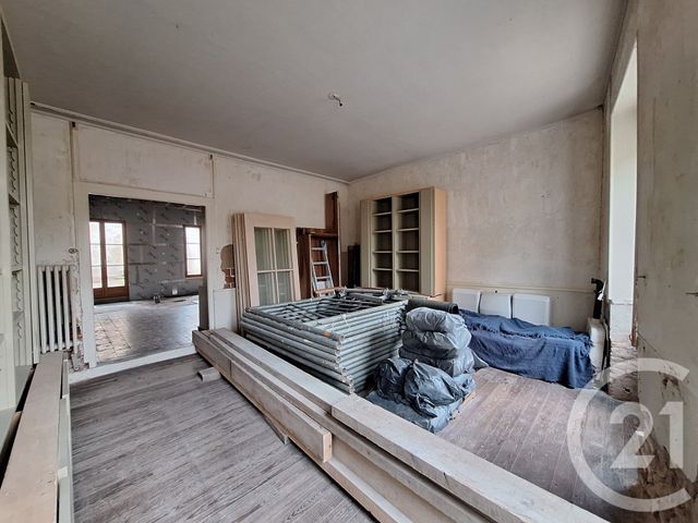 Maison &agrave; vendre - 4 pi&egrave;ces - 95 m2 - Chateaumeillant - 18 - CENTRE