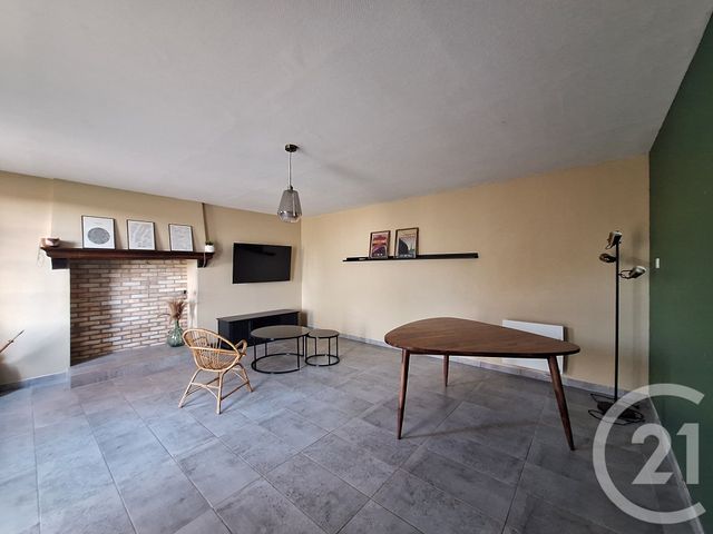 Maison &agrave; vendre - 4 pi&egrave;ces - 104,80 m2 - St Priest La Marche - 18 - CENTRE