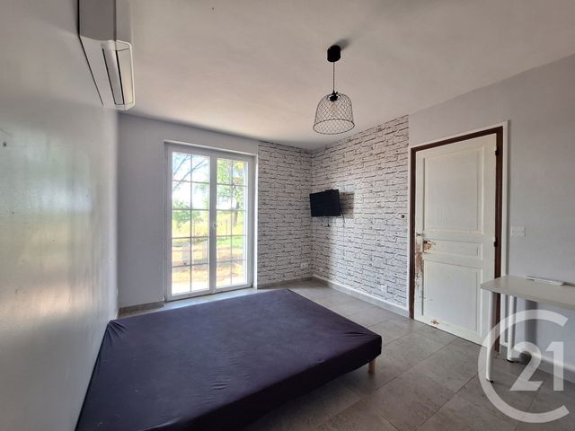 Maison &agrave; vendre - 4 pi&egrave;ces - 104,80 m2 - St Priest La Marche - 18 - CENTRE