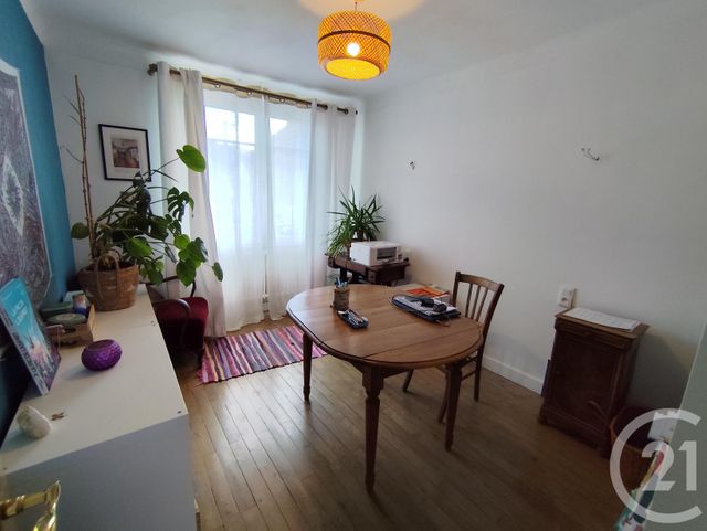 Maison &agrave; vendre - 6 pi&egrave;ces - 135,30 m2 - La Chatre - 36 - CENTRE
