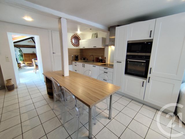 Maison &agrave; vendre - 6 pi&egrave;ces - 135,30 m2 - La Chatre - 36 - CENTRE