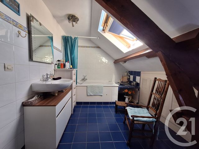 Maison &agrave; vendre - 6 pi&egrave;ces - 139,76 m2 - Chateaumeillant - 18 - CENTRE