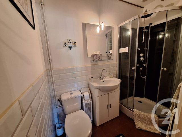 Maison &agrave; vendre - 6 pi&egrave;ces - 139,76 m2 - Chateaumeillant - 18 - CENTRE