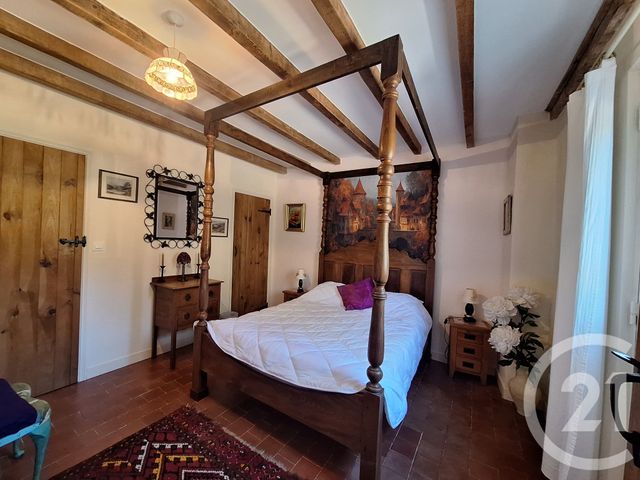 Maison &agrave; vendre - 6 pi&egrave;ces - 139,76 m2 - Chateaumeillant - 18 - CENTRE