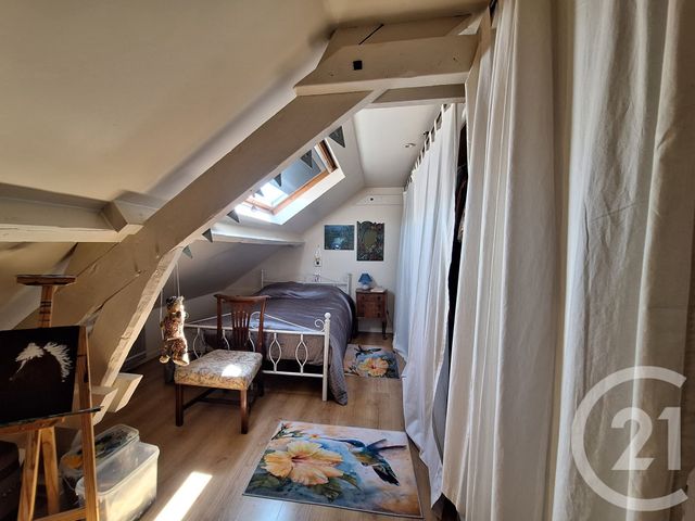 Maison &agrave; vendre - 6 pi&egrave;ces - 139,76 m2 - Chateaumeillant - 18 - CENTRE