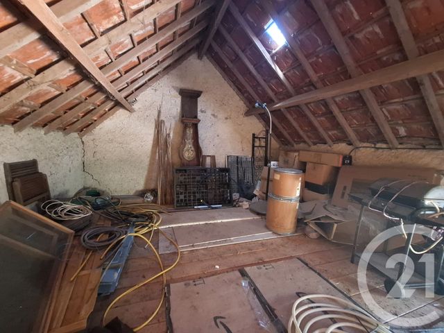 Maison &agrave; vendre - 6 pi&egrave;ces - 139,76 m2 - Chateaumeillant - 18 - CENTRE