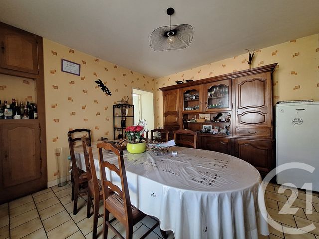 Maison &agrave; vendre - 7 pi&egrave;ces - 185,77 m2 - La Chatre - 36 - CENTRE
