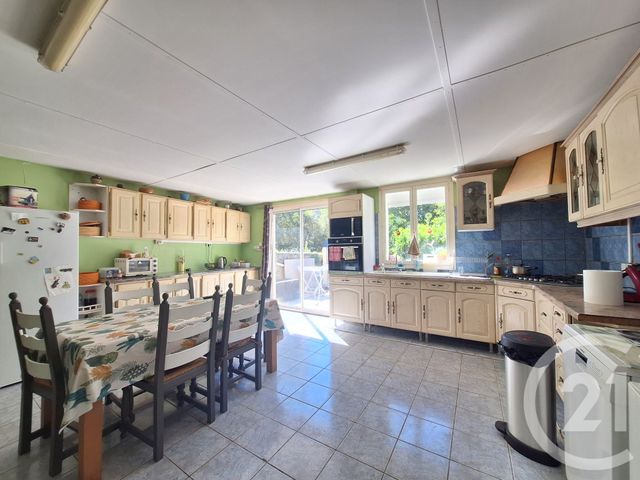 Maison &agrave; vendre - 7 pi&egrave;ces - 185,77 m2 - La Chatre - 36 - CENTRE