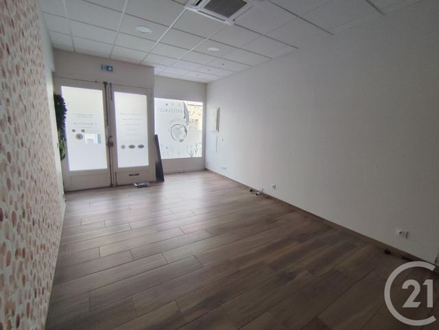 Maison &agrave; vendre - 3 pi&egrave;ces - 80 m2 - La Chatre - 36 - CENTRE