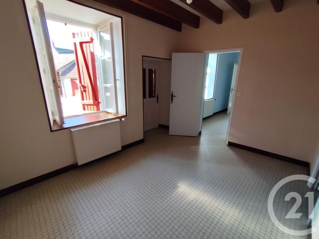 Maison &agrave; louer - 4 pi&egrave;ces - 96 m2 - Nohant Vic - 36 - CENTRE