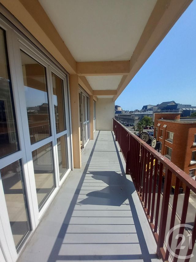 Appartement F5 &agrave; vendre - 5 pi&egrave;ces - 104 m2 - Cherbourg En Cotentin - 50 - BASSE-NORMANDIE
