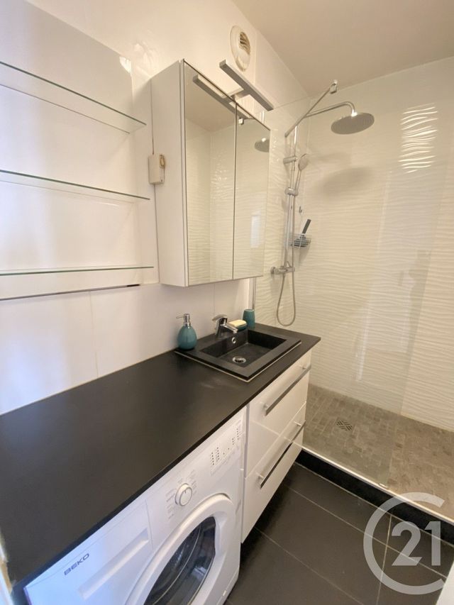 Appartement F1 &agrave; louer - 1 pi&egrave;ce - 31,05 m2 - Paris - 75014 - ILE-DE-FRANCE