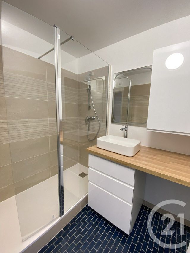 Appartement F3 &agrave; louer - 3 pi&egrave;ces - 63,12 m2 - Paris - 75013 - ILE-DE-FRANCE