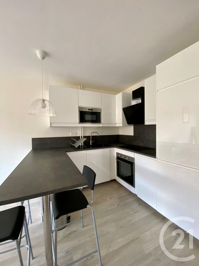 Appartement F2 &agrave; louer - 2 pi&egrave;ces - 44 m2 - Paris - 75013 - ILE-DE-FRANCE