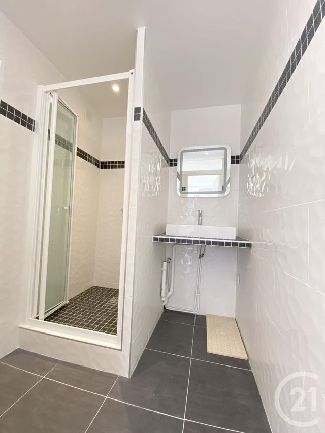 Appartement F2 &agrave; louer - 2 pi&egrave;ces - 41,71 m2 - Paris - 75020 - ILE-DE-FRANCE