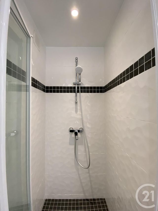 Appartement F2 &agrave; louer - 2 pi&egrave;ces - 41,71 m2 - Paris - 75020 - ILE-DE-FRANCE