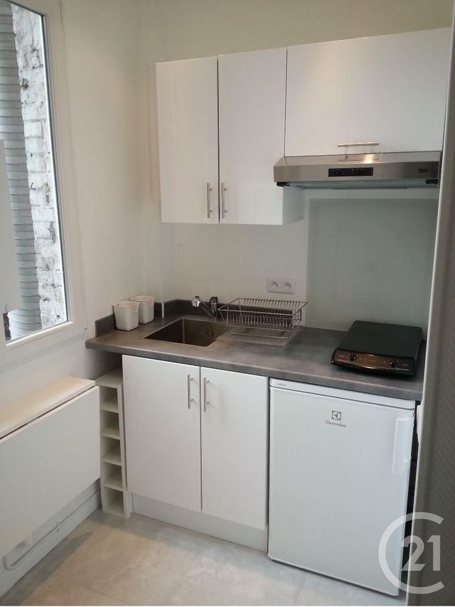 Appartement Studio &agrave; louer - 1 pi&egrave;ce - 18,05 m2 - Montrouge - 92 - ILE-DE-FRANCE