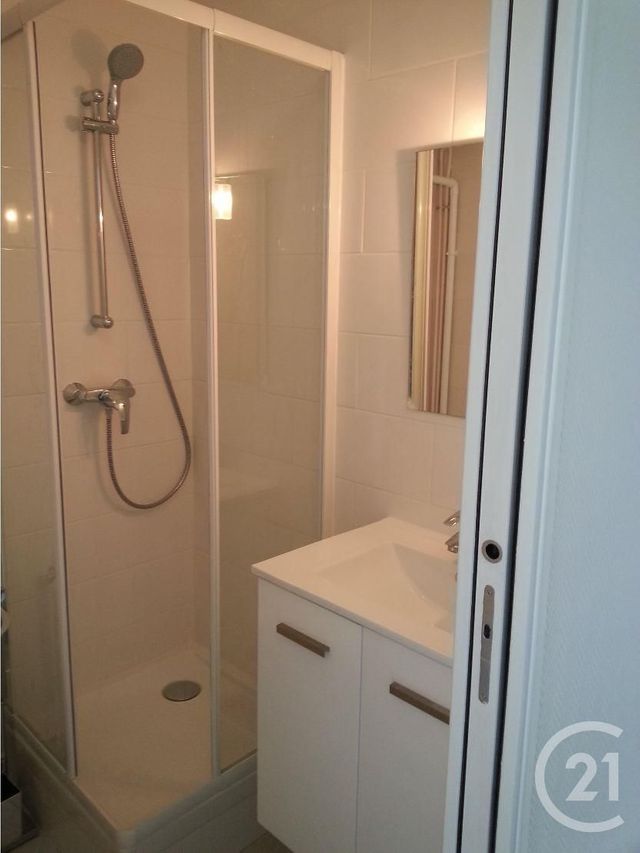 Appartement Studio &agrave; louer - 1 pi&egrave;ce - 18,05 m2 - Montrouge - 92 - ILE-DE-FRANCE