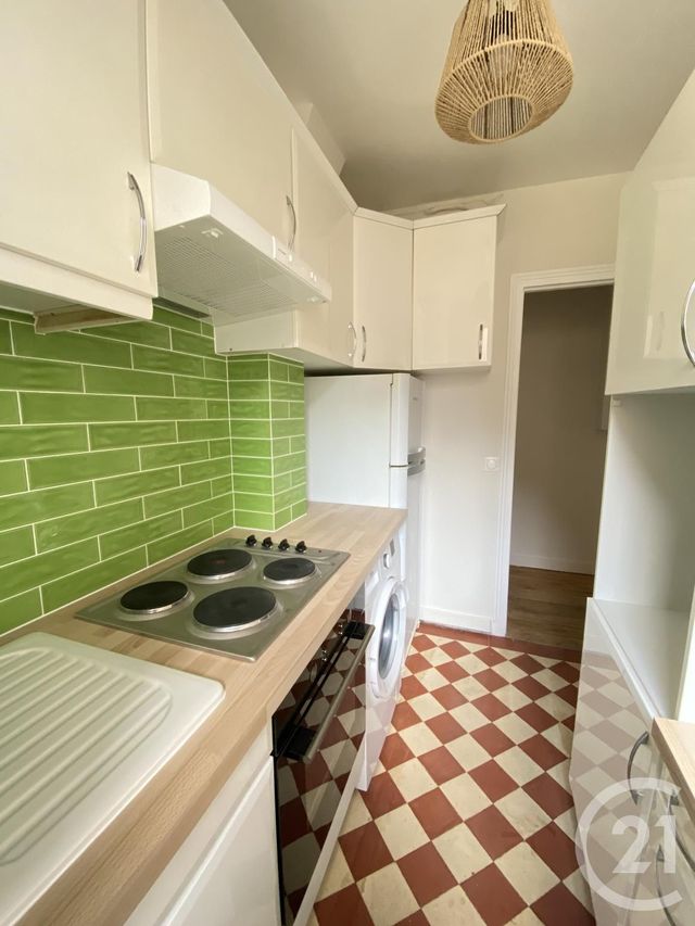 Appartement F2 &agrave; louer - 2 pi&egrave;ces - 34 m2 - Paris - 75013 - ILE-DE-FRANCE