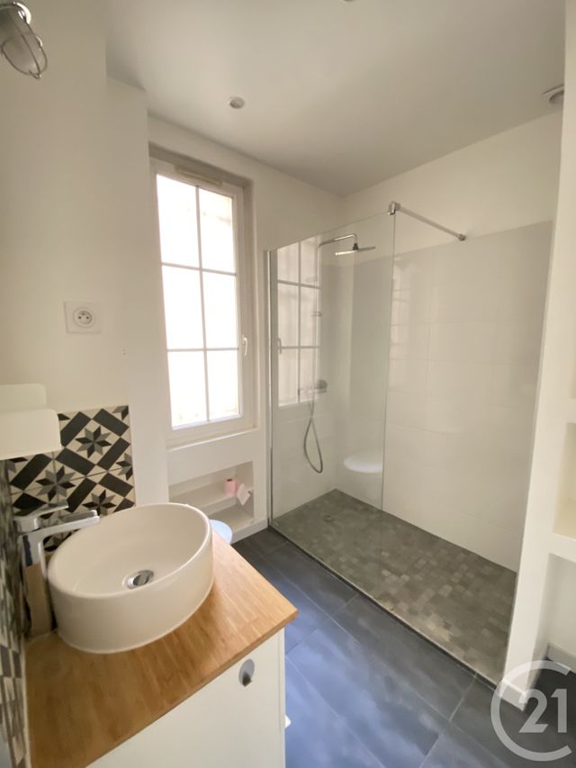 Appartement F3 &agrave; louer - 3 pi&egrave;ces - 49,05 m2 - Paris - 75013 - ILE-DE-FRANCE