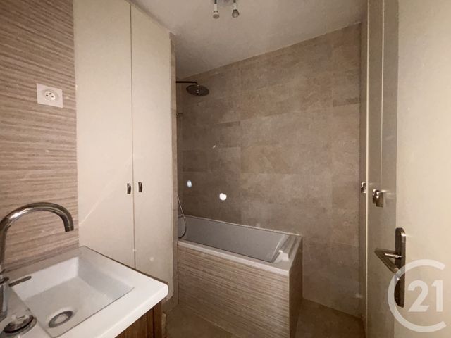 Appartement F4 &agrave; louer - 4 pi&egrave;ces - 79,19 m2 - Paris - 75014 - ILE-DE-FRANCE