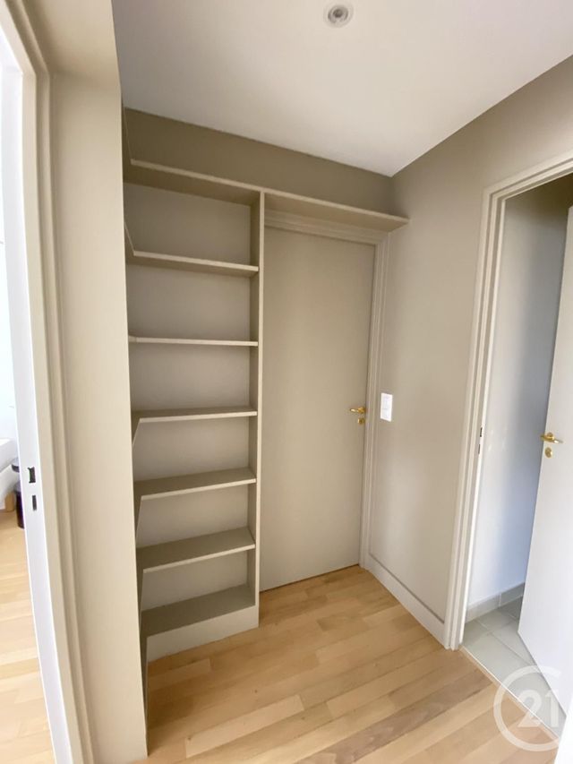 Appartement F2 &agrave; louer - 2 pi&egrave;ces - 46,76 m2 - Paris - 75014 - ILE-DE-FRANCE