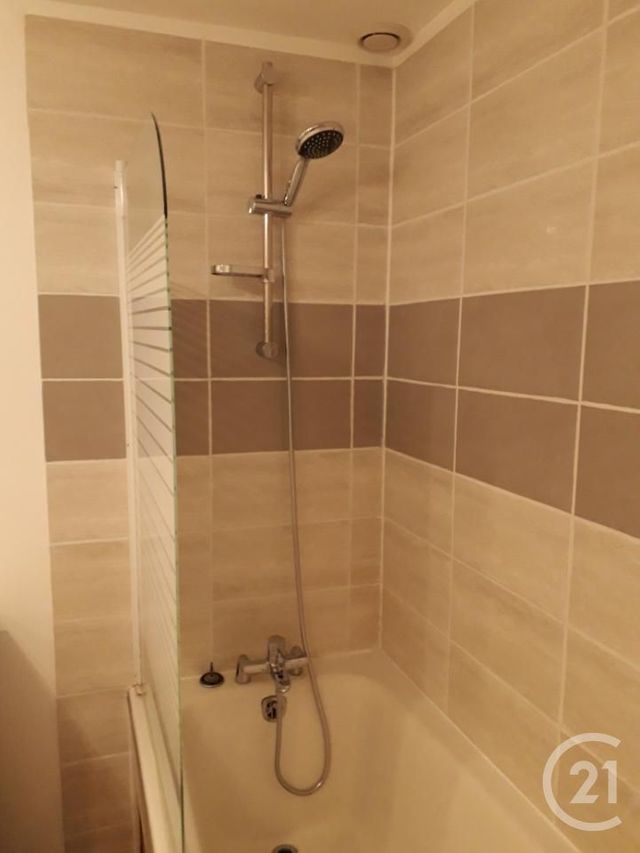 Maison &agrave; louer - 4 pi&egrave;ces - 93,30 m2 - Brainville - 50 - BASSE-NORMANDIE