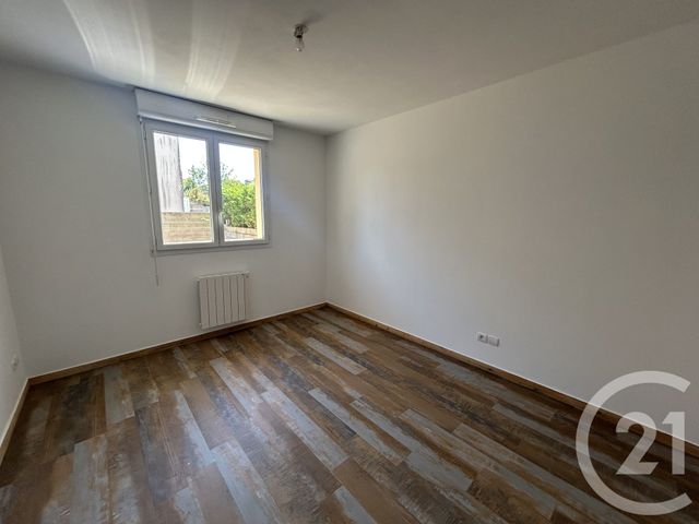 Maison &agrave; louer - 4 pi&egrave;ces - 77,77 m2 - Tourville Sur Sienne - 50 - BASSE-NORMANDIE