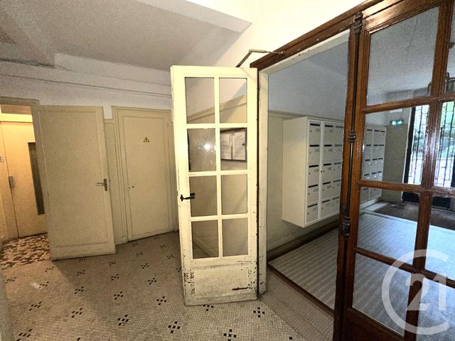 Appartement Local à vendre - 1 pièce - 28,37 m2 - Paris - 75019 - ILE-DE-FRANCE