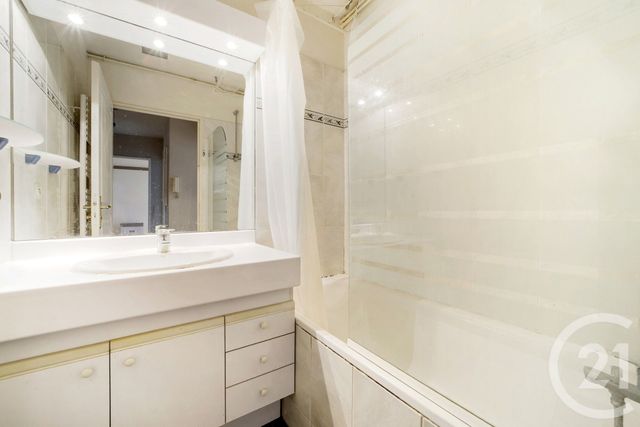 Appartement F2 à vendre - 2 pièces - 49,80 m2 - Paris - 75019 - ILE-DE-FRANCE