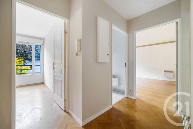 Appartement F2 à vendre - 2 pièces - 49,80 m2 - Paris - 75019 - ILE-DE-FRANCE