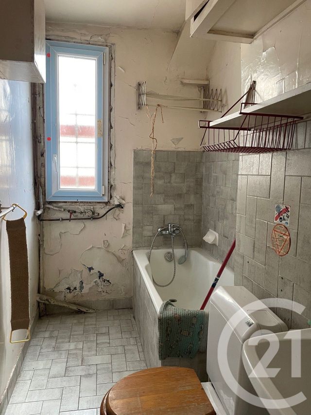 Appartement F1 à vendre - 1 pièce - 22,38 m2 - Paris - 75018 - ILE-DE-FRANCE