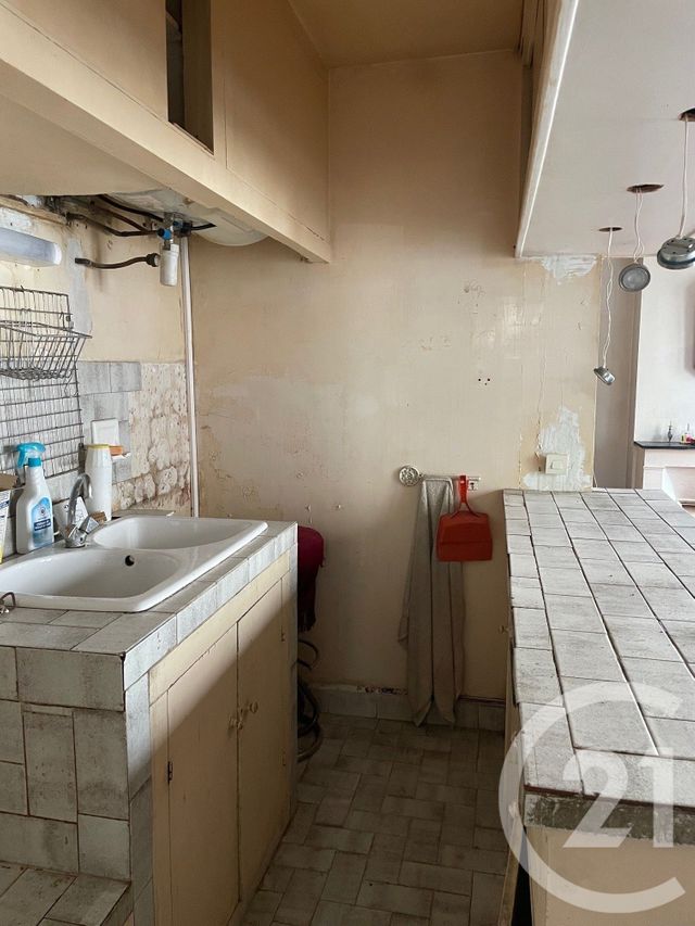 Appartement F1 à vendre - 1 pièce - 22,38 m2 - Paris - 75018 - ILE-DE-FRANCE