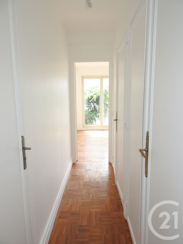 Appartement F3 &agrave; louer - 3 pi&egrave;ces - 62 m2 - Paris - 75019 - ILE-DE-FRANCE