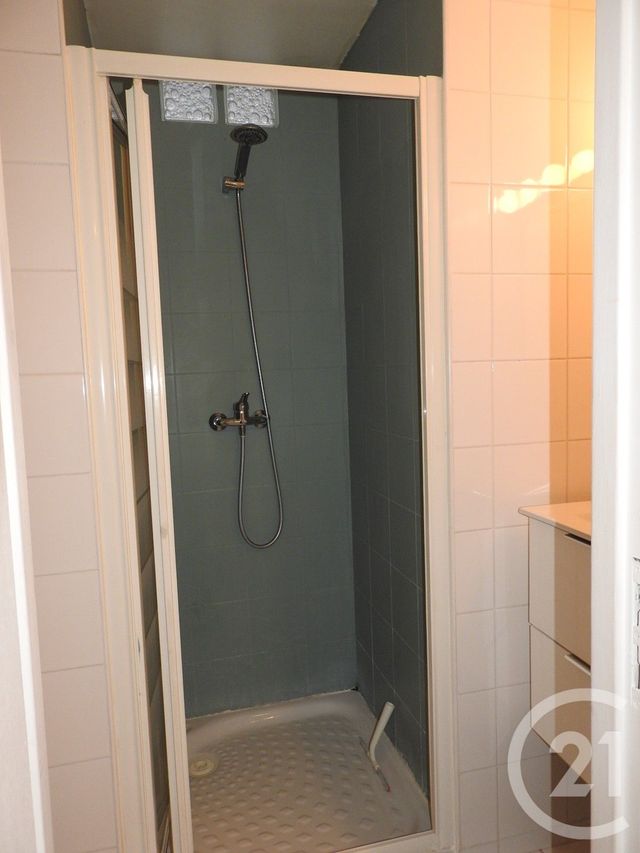 Appartement Studio &agrave; louer - 1 pi&egrave;ce - 26 m2 - Paris - 75019 - ILE-DE-FRANCE