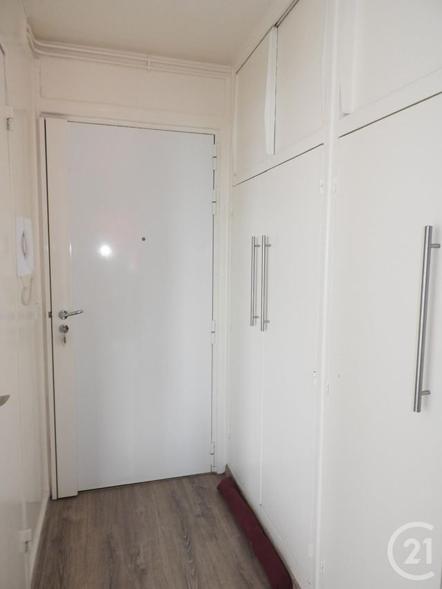 Appartement F1 &agrave; louer - 1 pi&egrave;ce - 40 m2 - Paris - 75019 - ILE-DE-FRANCE