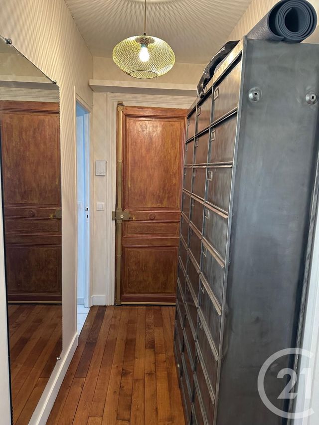 Appartement F2 &agrave; louer - 2 pi&egrave;ces - 46 m2 - Paris - 75019 - ILE-DE-FRANCE