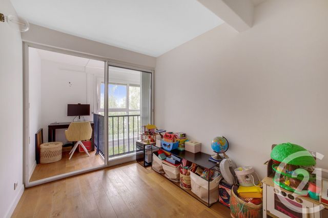 Appartement F4 &agrave; vendre - 4 pi&egrave;ces - 108,22 m2 - Paris - 75019 - ILE-DE-FRANCE