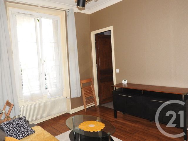 Appartement F2 &agrave; louer - 2 pi&egrave;ces - 33 m2 - Paris - 75019 - ILE-DE-FRANCE