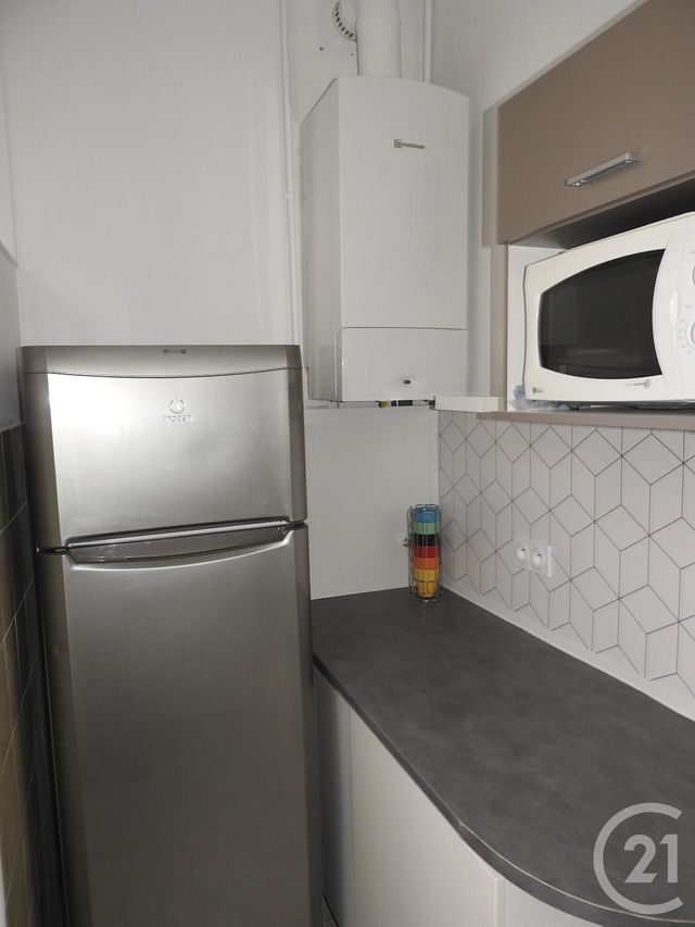 Appartement F2 &agrave; louer - 2 pi&egrave;ces - 33 m2 - Paris - 75019 - ILE-DE-FRANCE