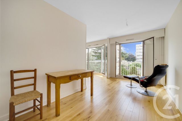 Appartement F4 &agrave; vendre - 4 pi&egrave;ces - 85,57 m2 - Paris - 75019 - ILE-DE-FRANCE