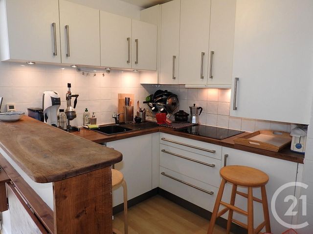 Appartement F2 &agrave; louer - 2 pi&egrave;ces - 40 m2 - Paris - 75019 - ILE-DE-FRANCE