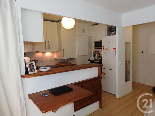 Appartement F2 &agrave; louer - 2 pi&egrave;ces - 40 m2 - Paris - 75019 - ILE-DE-FRANCE