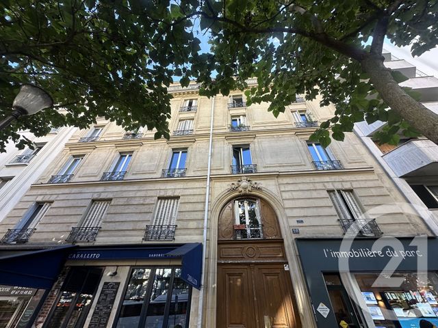 Appartement F6 &agrave; vendre - 6 pi&egrave;ces - 121,60 m2 - Paris - 75019 - ILE-DE-FRANCE